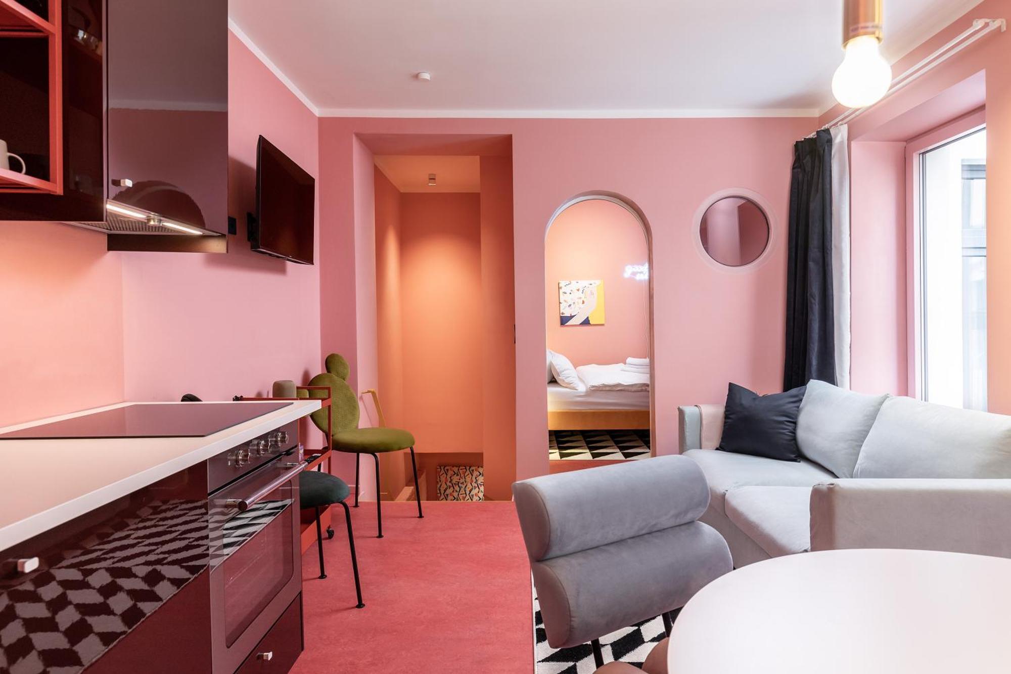 Coolest Apartment In Berlin, Easy Check-In, Crazy Style, Close To Center #5 Bagian luar foto